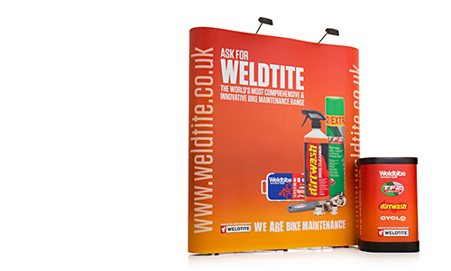 A range of straight pop up stands which are 2.2m high and come in a choice of widths – ideal for promoting your business at exhibitions and trade shows.